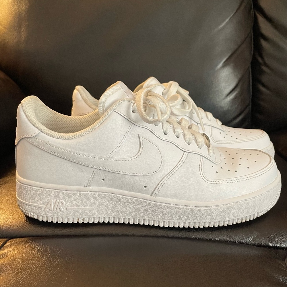 Air Force 1s white size 9 mens